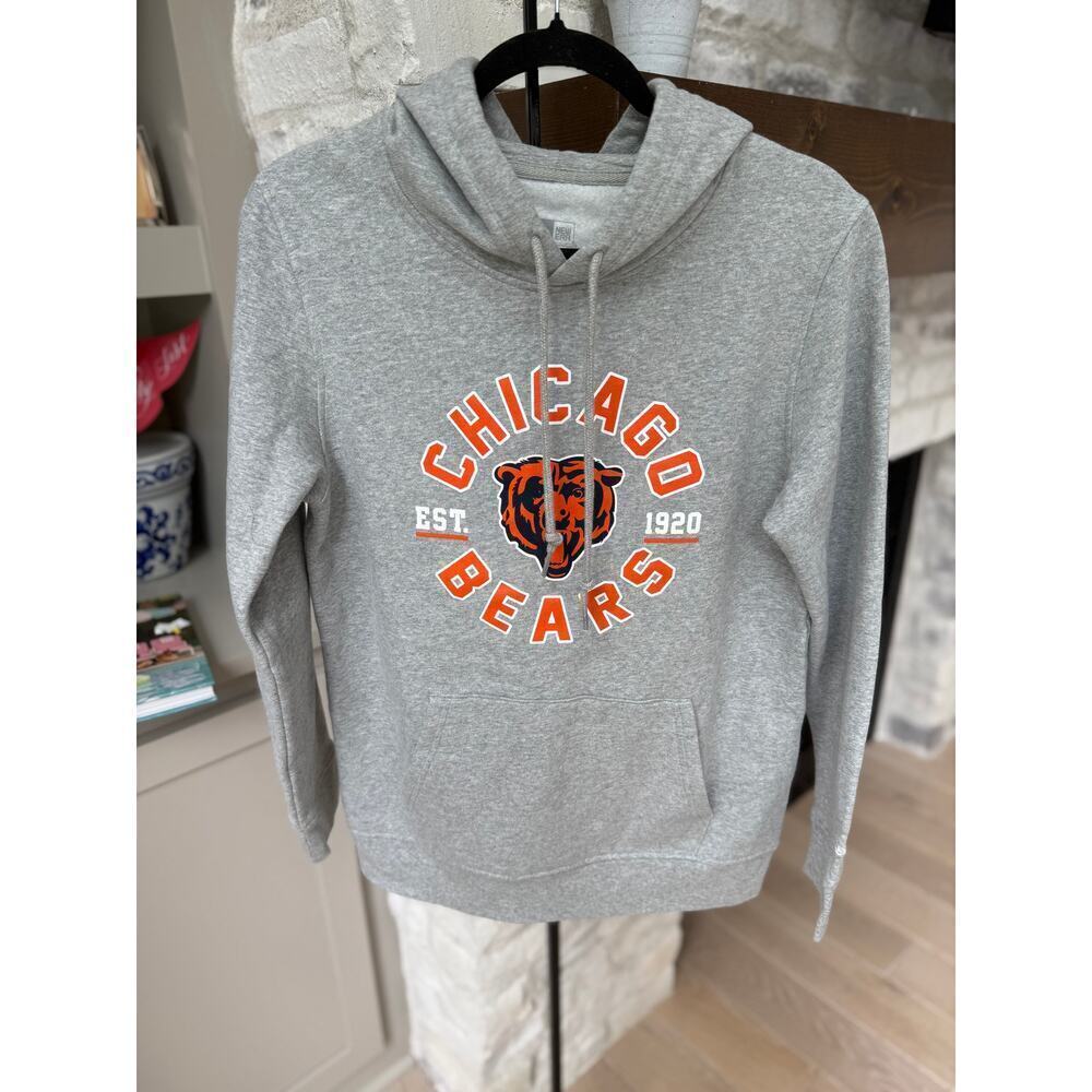 New Era Women's Gray Chicago Bears Around Hoodie Size M